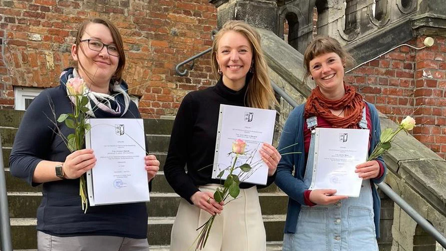 Examen_Hebammenschuelerinnen