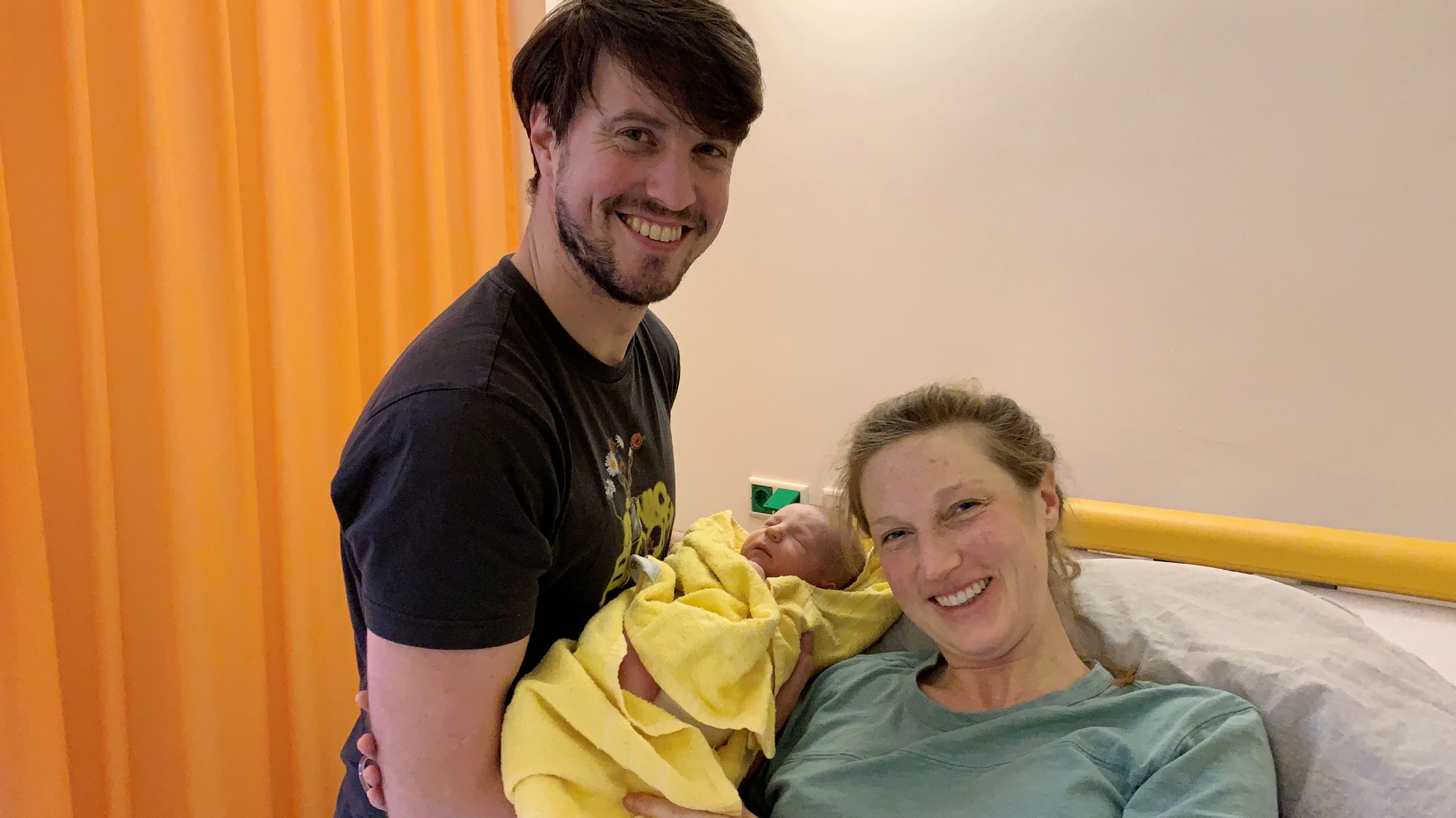 Enno_und_Familie_Kreissssaal_Diako_