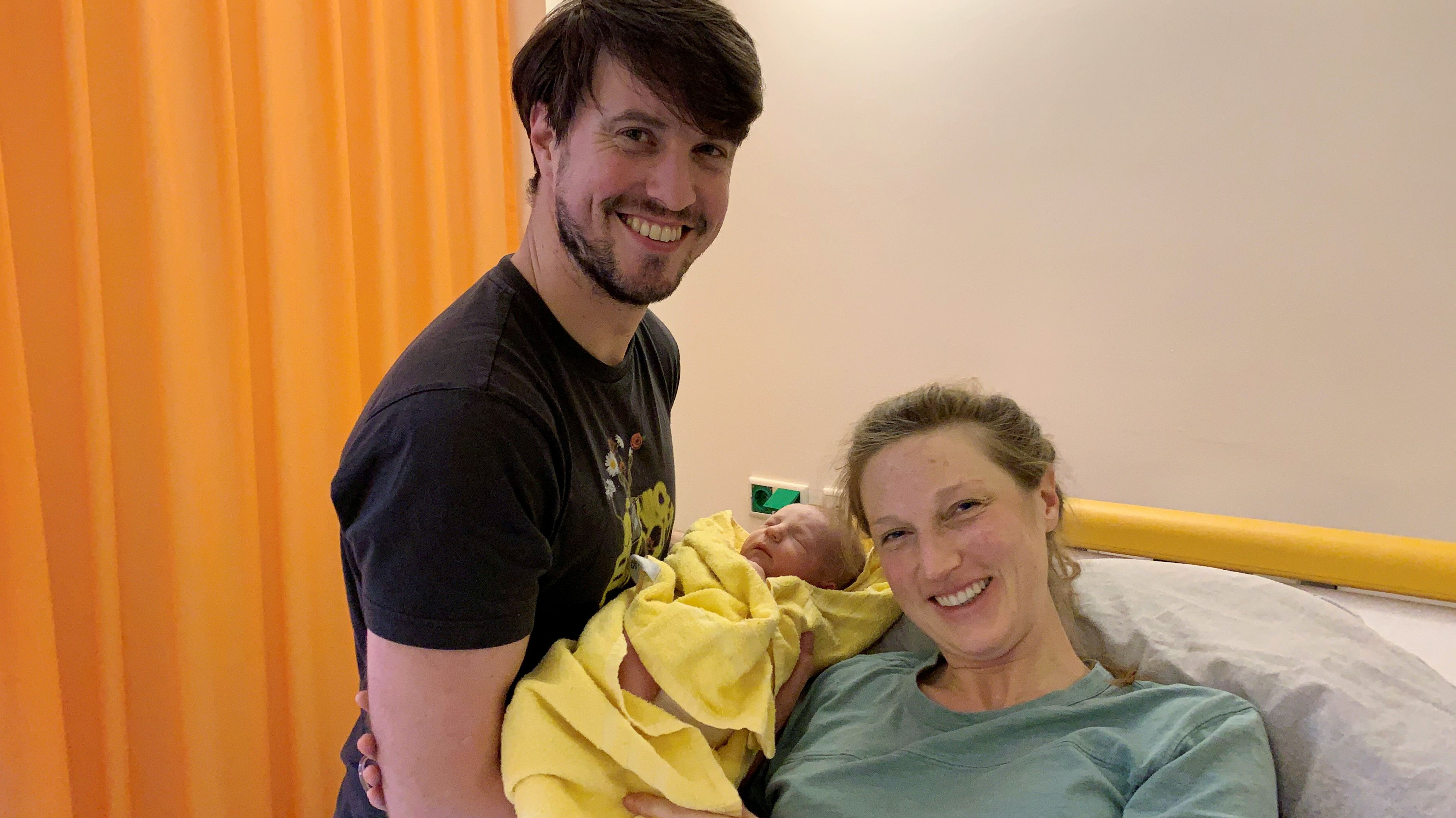 Enno_und_Familie_Kreissssaal_Diako_