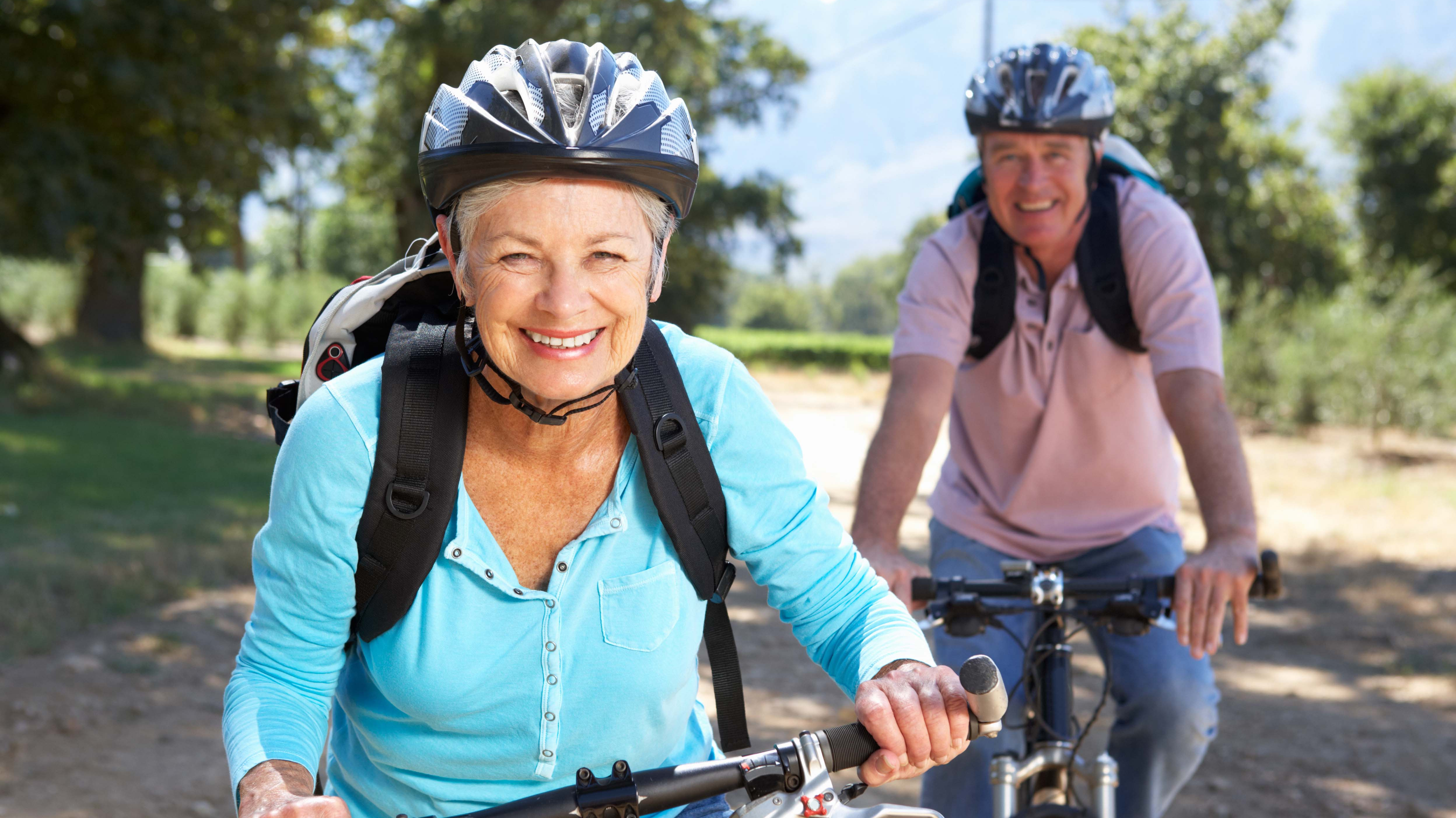 Fahrrad_Senioren_AdobeStock_35249639_web